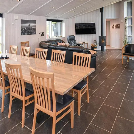 Ferienhaus 6 Bedroom In Vejers Strand