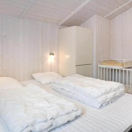 펜션 Stunning Home In Vejers Strand