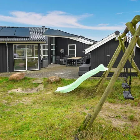 6 Bedroom In Ferienhaus *