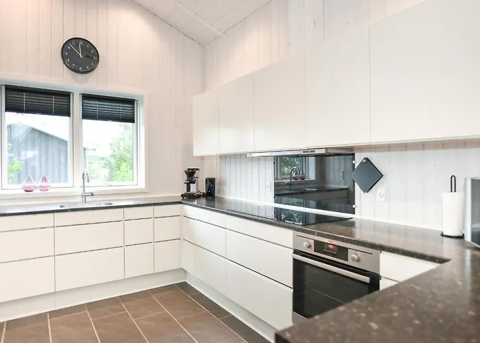 Ferienhaus 6 Bedroom In Vejers Strand
